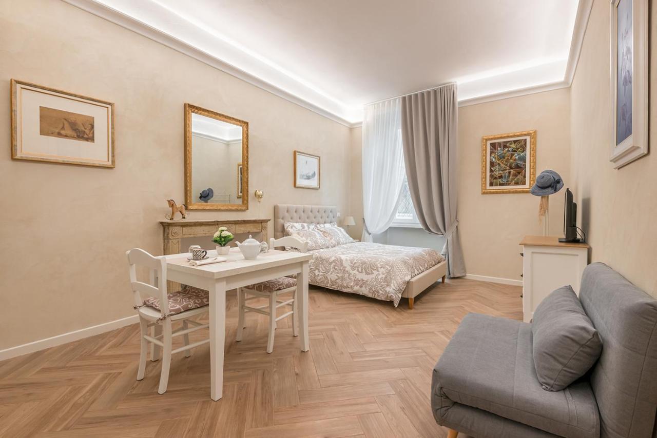 Classic Chic - Citta Alta Bergamo Bagian luar foto